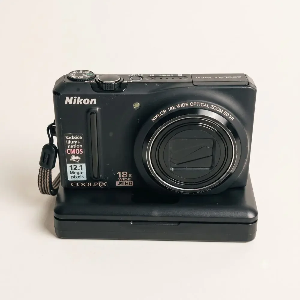 Nikon COOLPIX S9100 12.1MP 18x Optical Zoom Black Digital Camera Bundle